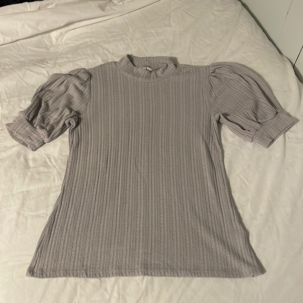 Poof Sleeve Blouse (gray/purple color)
